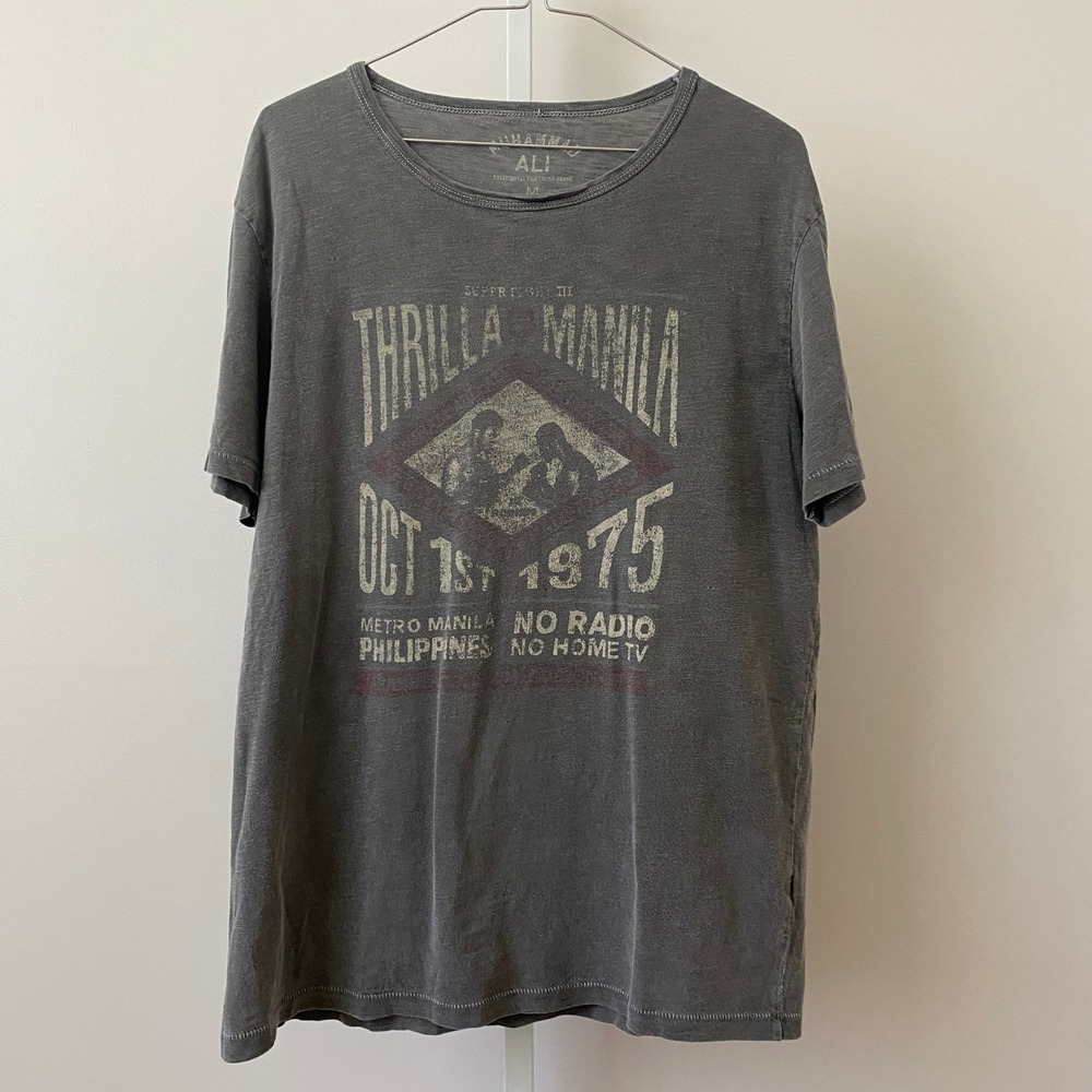 Lucky Brand Size M Gray T-Shirt Muhammad Ali Thrilla in Manila Graphic Tee